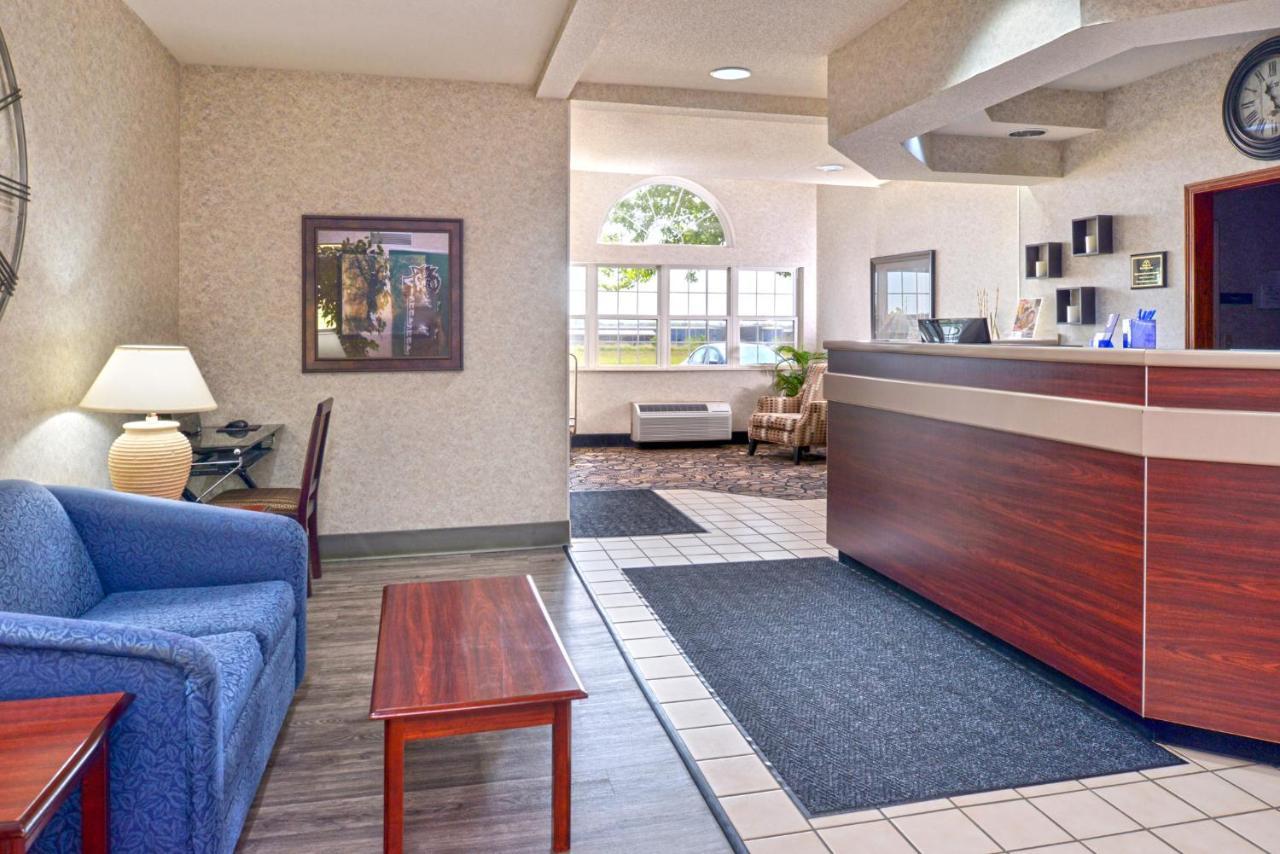 Americas Best Value Inn & Suites Maryville Exterior photo